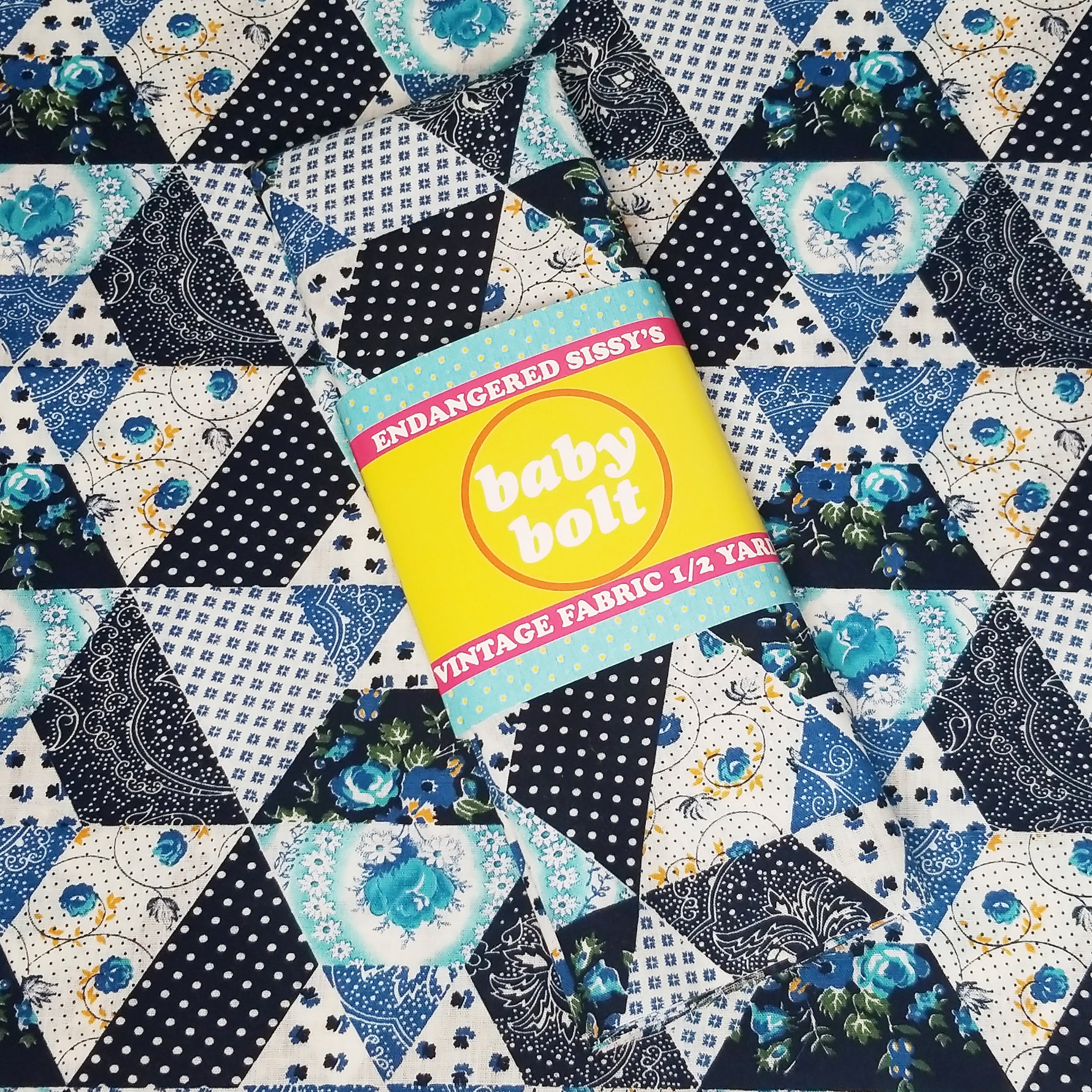 VINTAGE FABRIC BABY BOLT HALF-YARD -  SEVENTIES' FAUX PATCHWORK CHEATER QUILT PRINT IN BLUES, WHITE & YELLOW