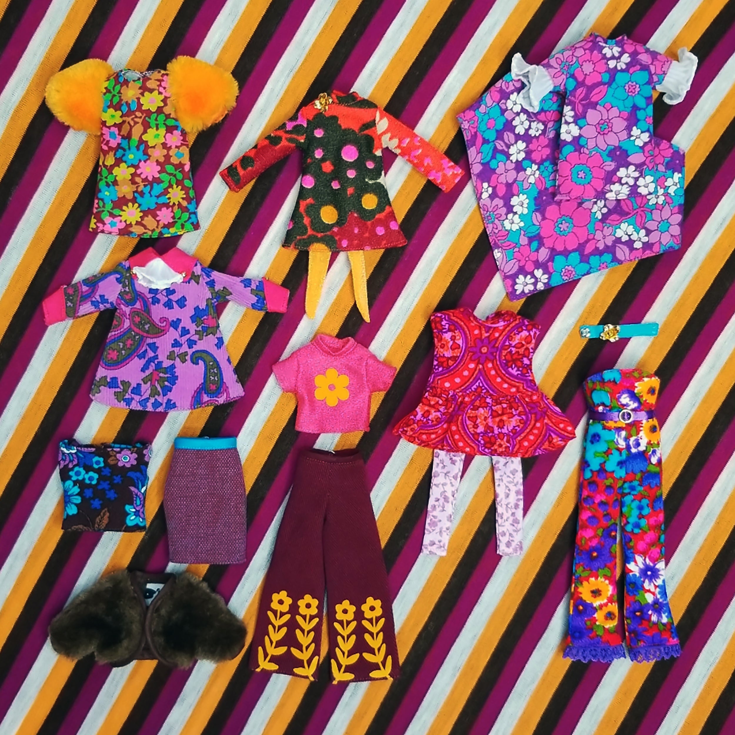 MIXED BERRIES COLLECTION - OFF-THE-SHOULDER BLOUSER & WIGGLE SKIRT SET